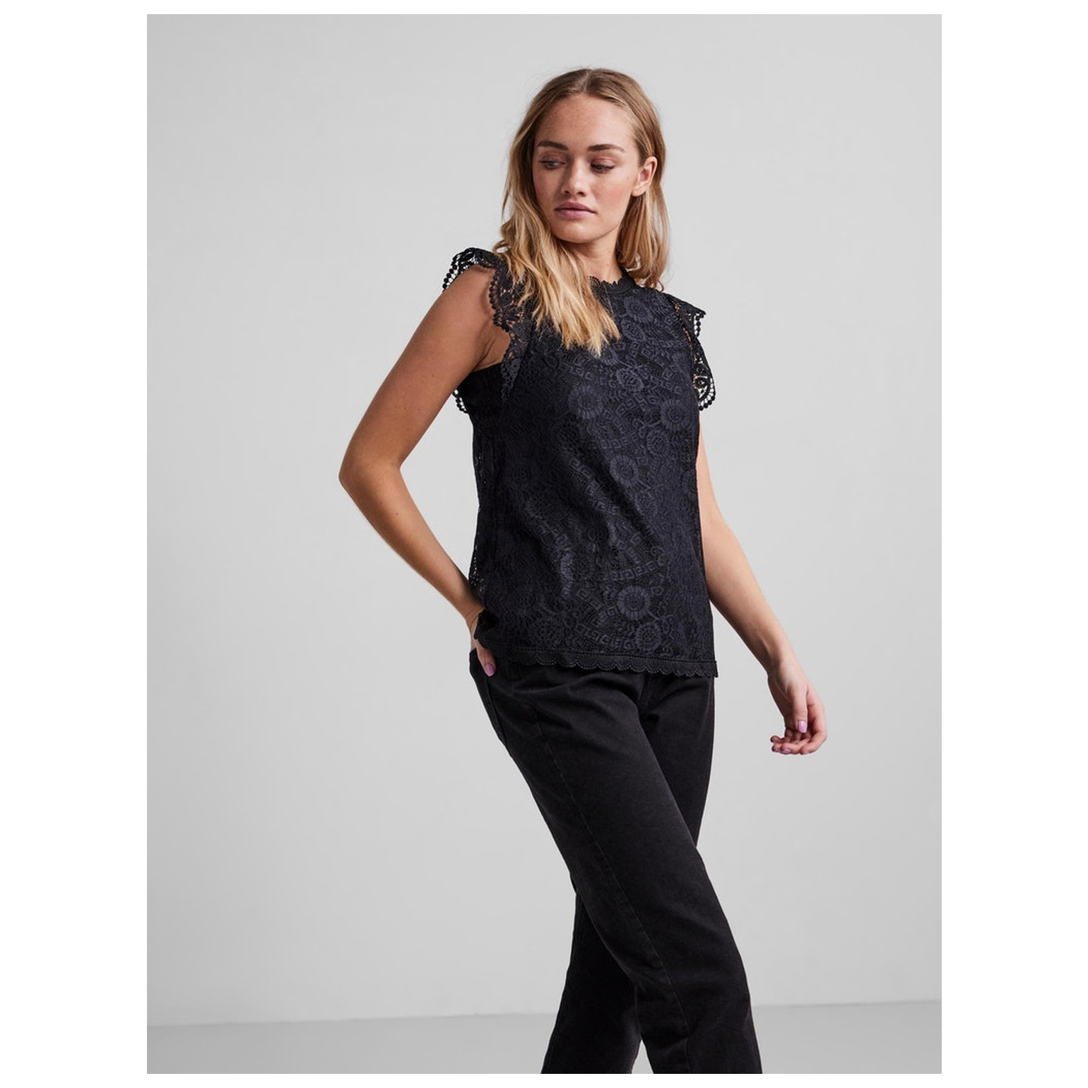 Pieces PCOLLINE SL LACE TOP NOOS BC