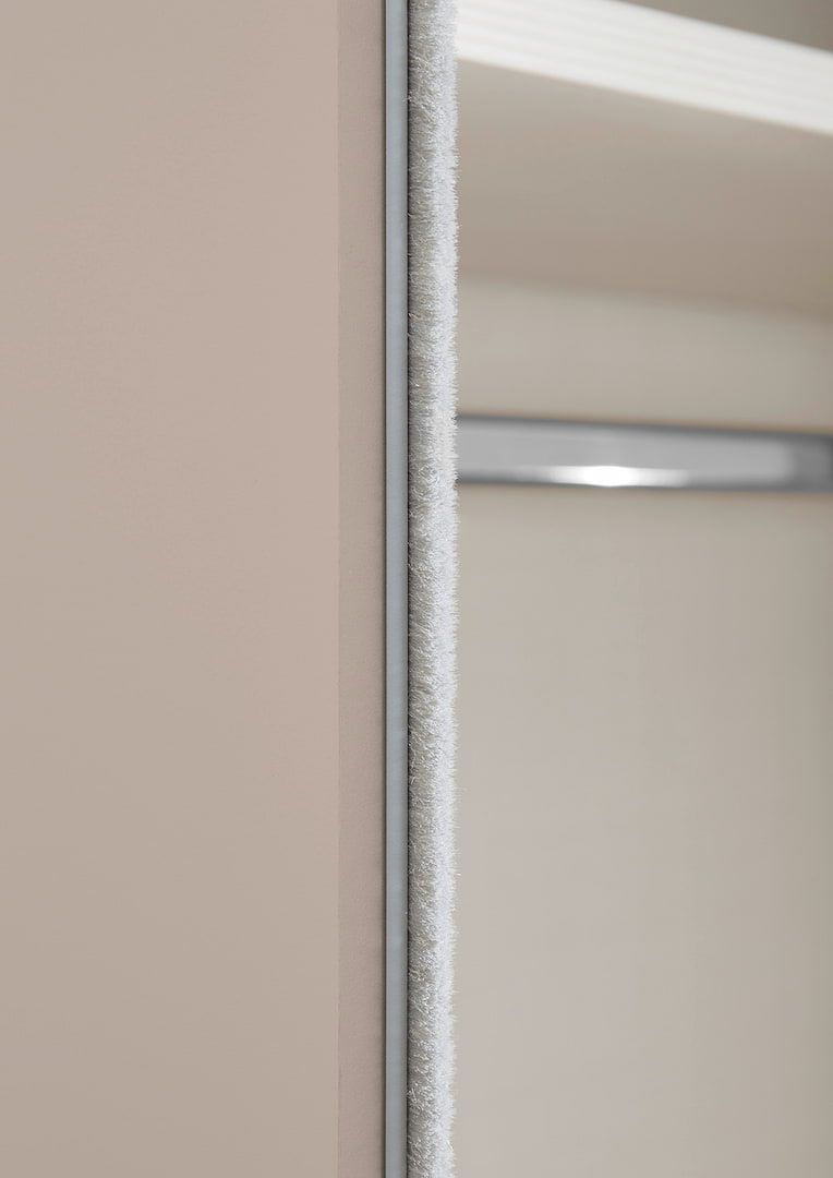 Schwebetürenschrank Studioline