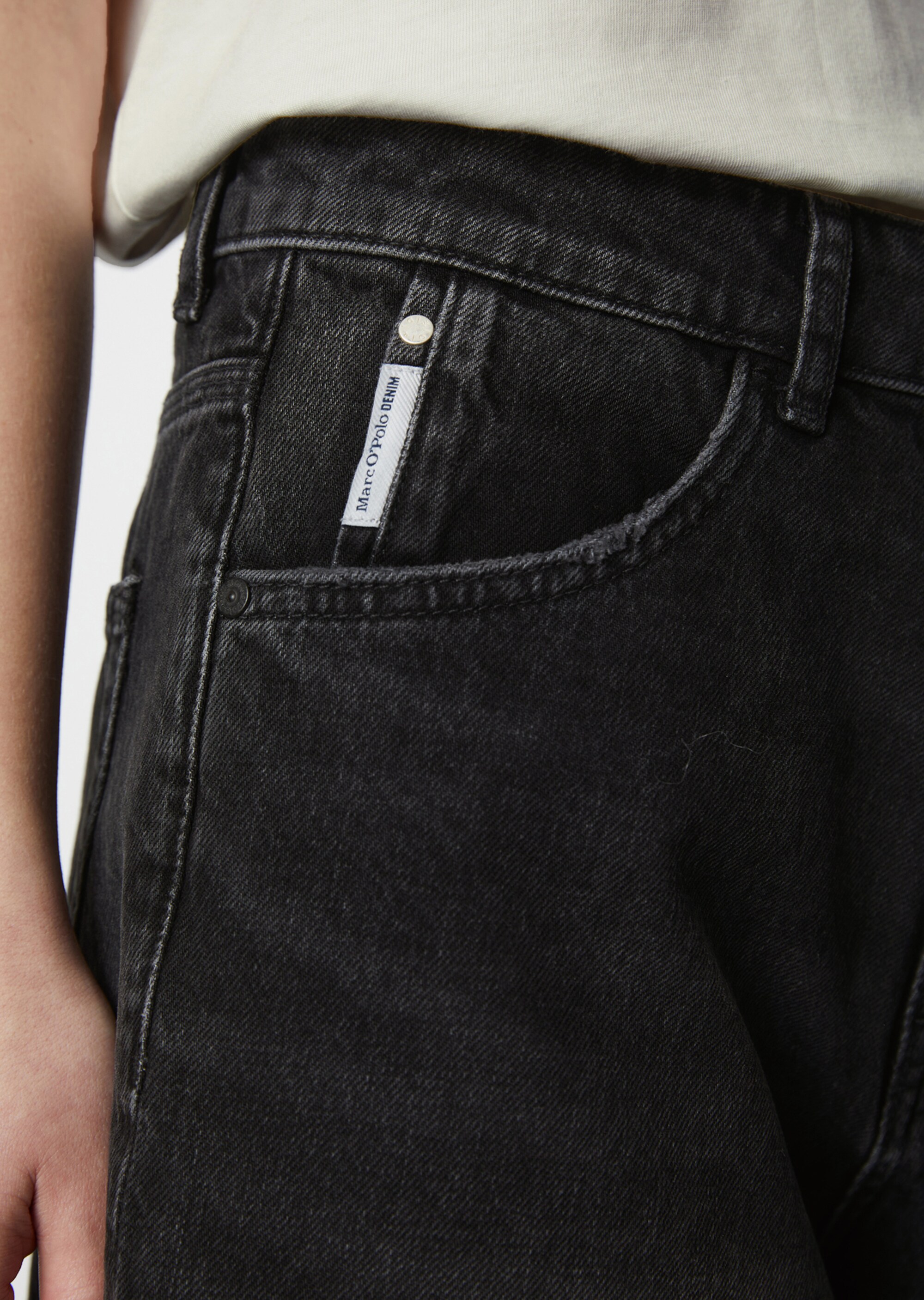 Jeans-Shorts Modell FILDA high waistaus reiner Bio-Baumwolle