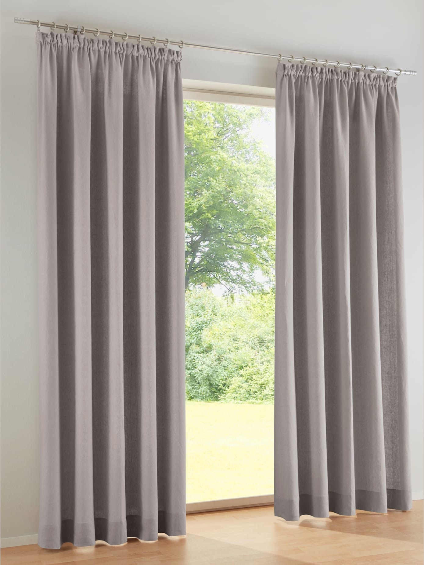 Rideau matière semi-transparente