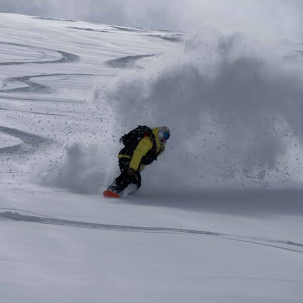 Planche de snowboard YES WARCA UNINC JPS
