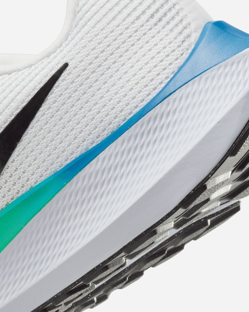Chaussures de running Nike Pegasus 40 Blanc & Vert pour homme