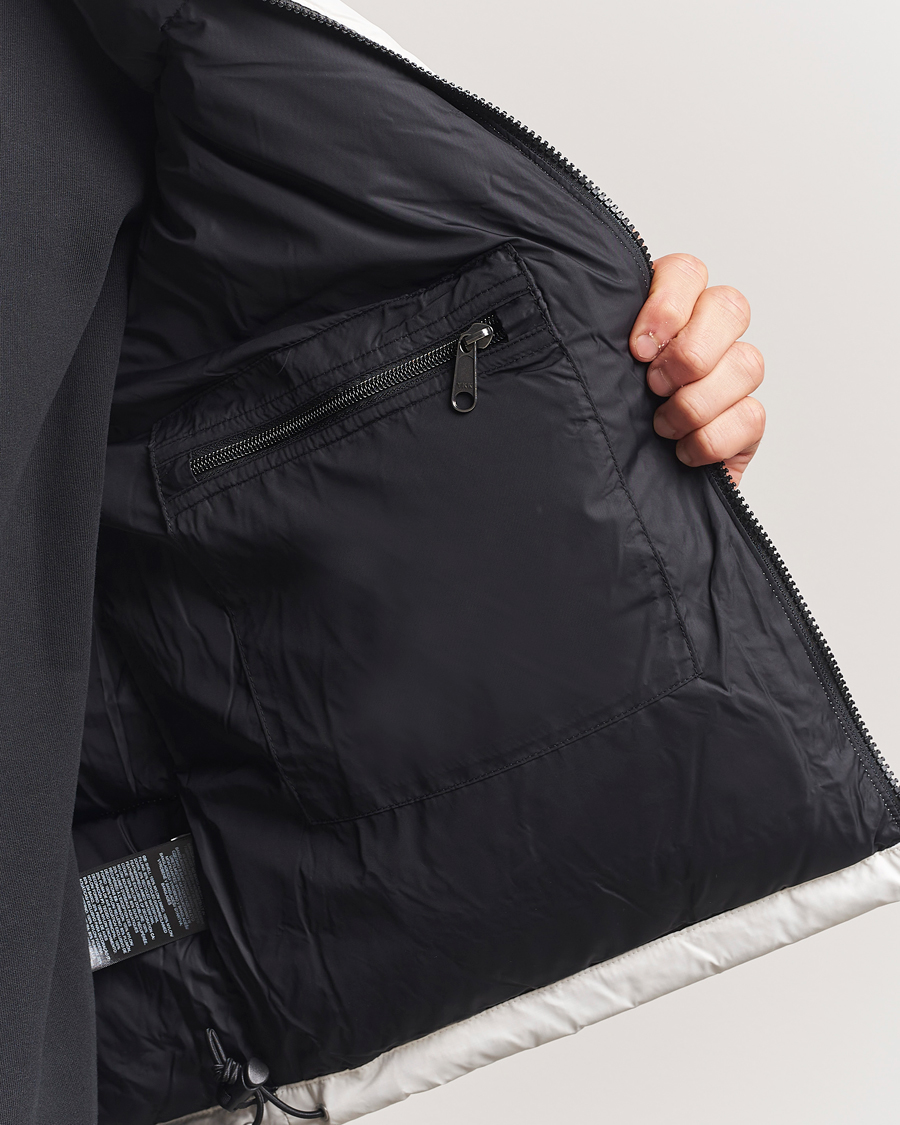 The North Face 1996 Retro Nuptse Vest White Dune/Black