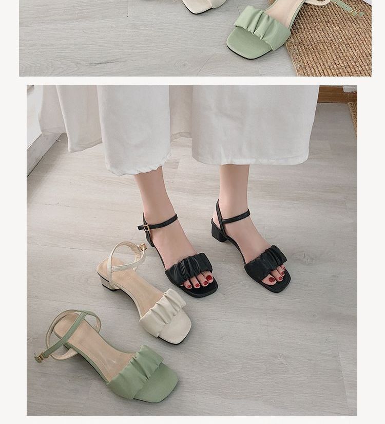 Queen Zoo - Geplooide enkelband sandalen met dikke hak