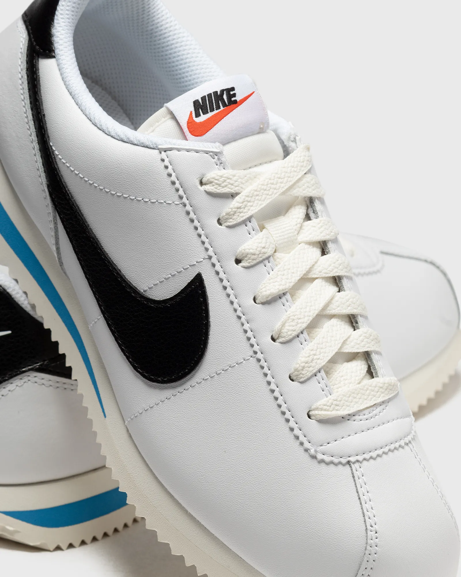 Nike WMNS CORTEZ