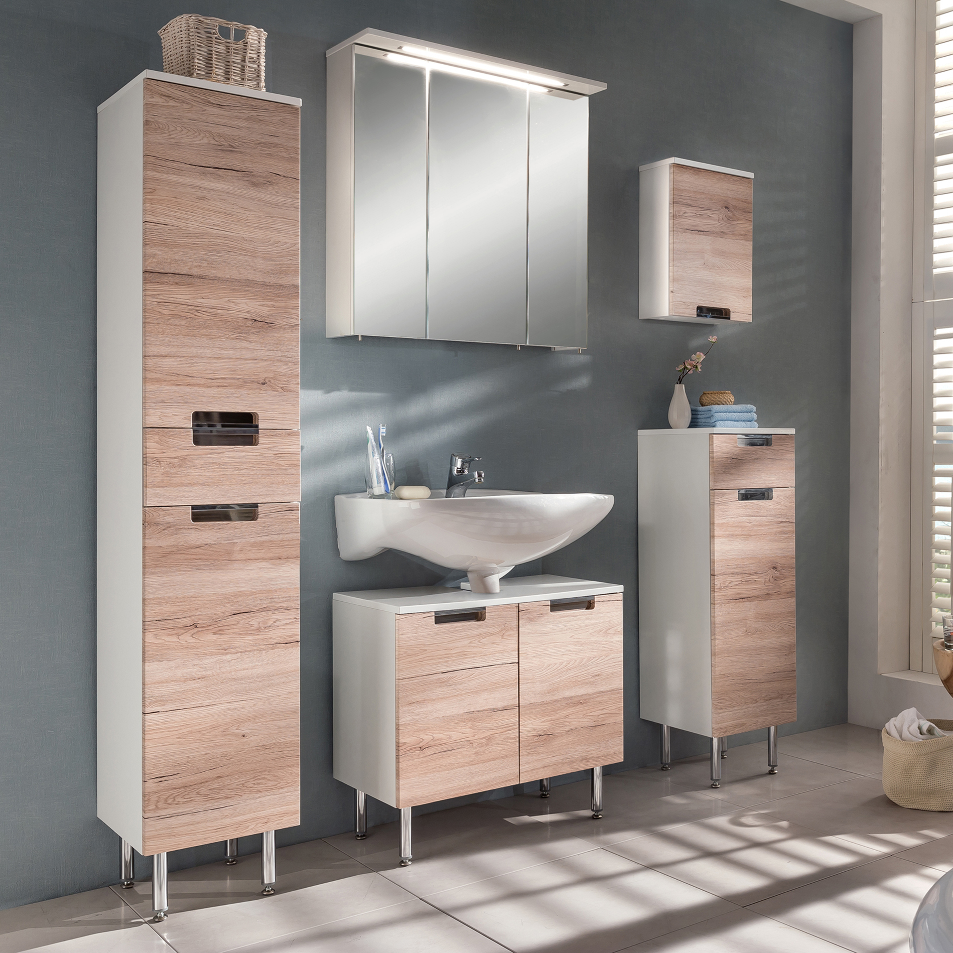 Waschbeckenunterschrank - weiß-Sanremo Eiche - 65 cm