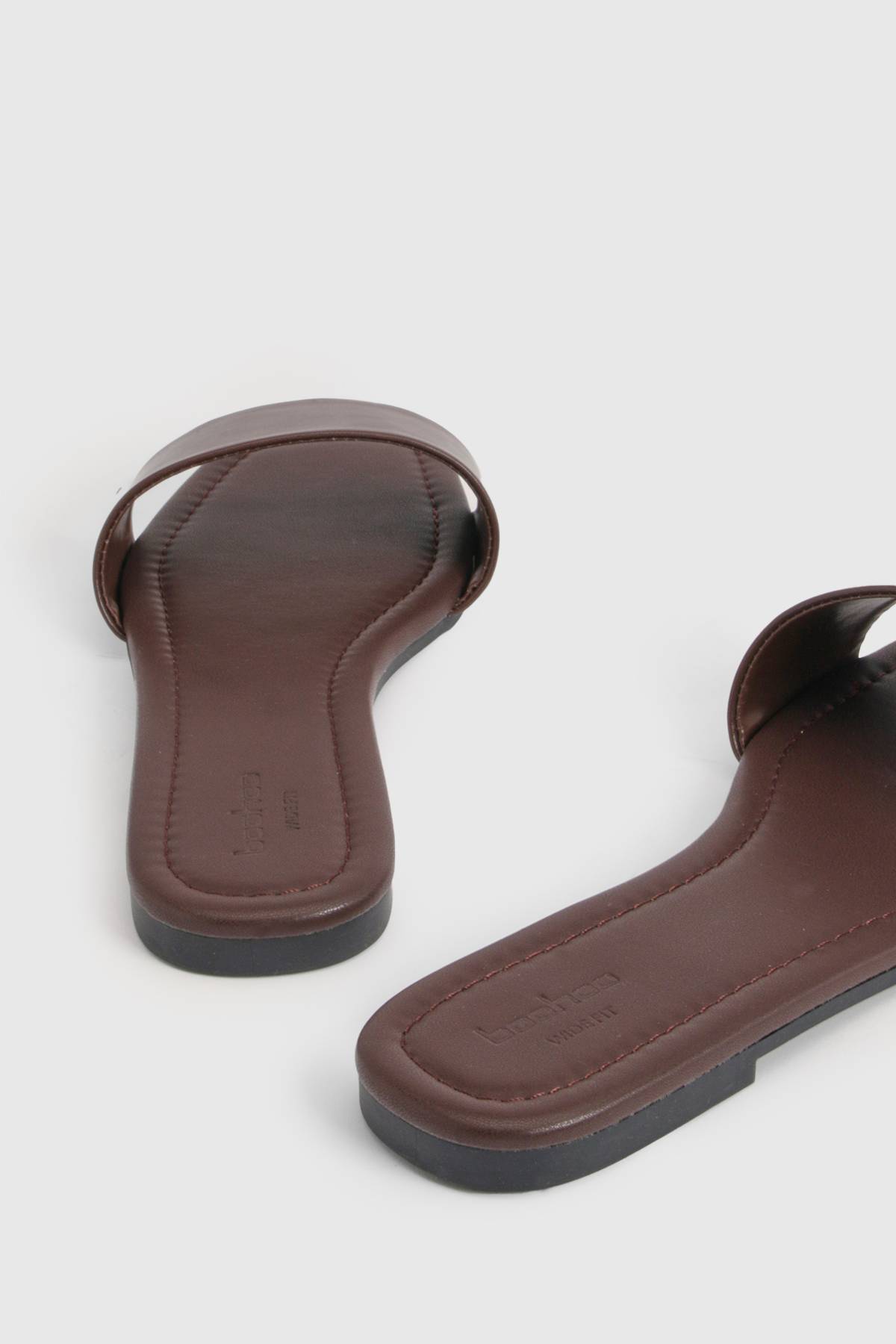 boohoo Mules À Bout Carré Coupe Large Basiques