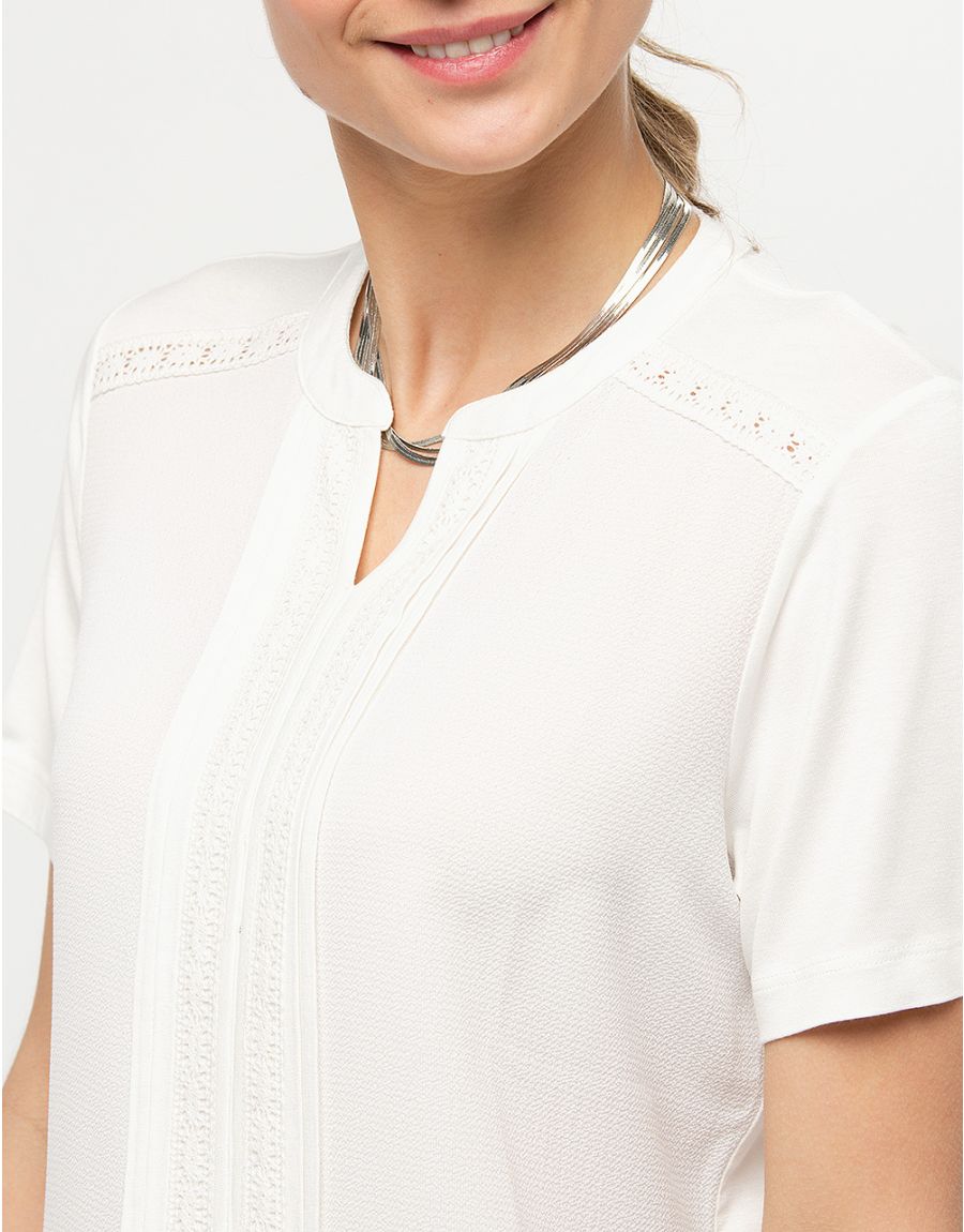 Top blanc détails brodés
