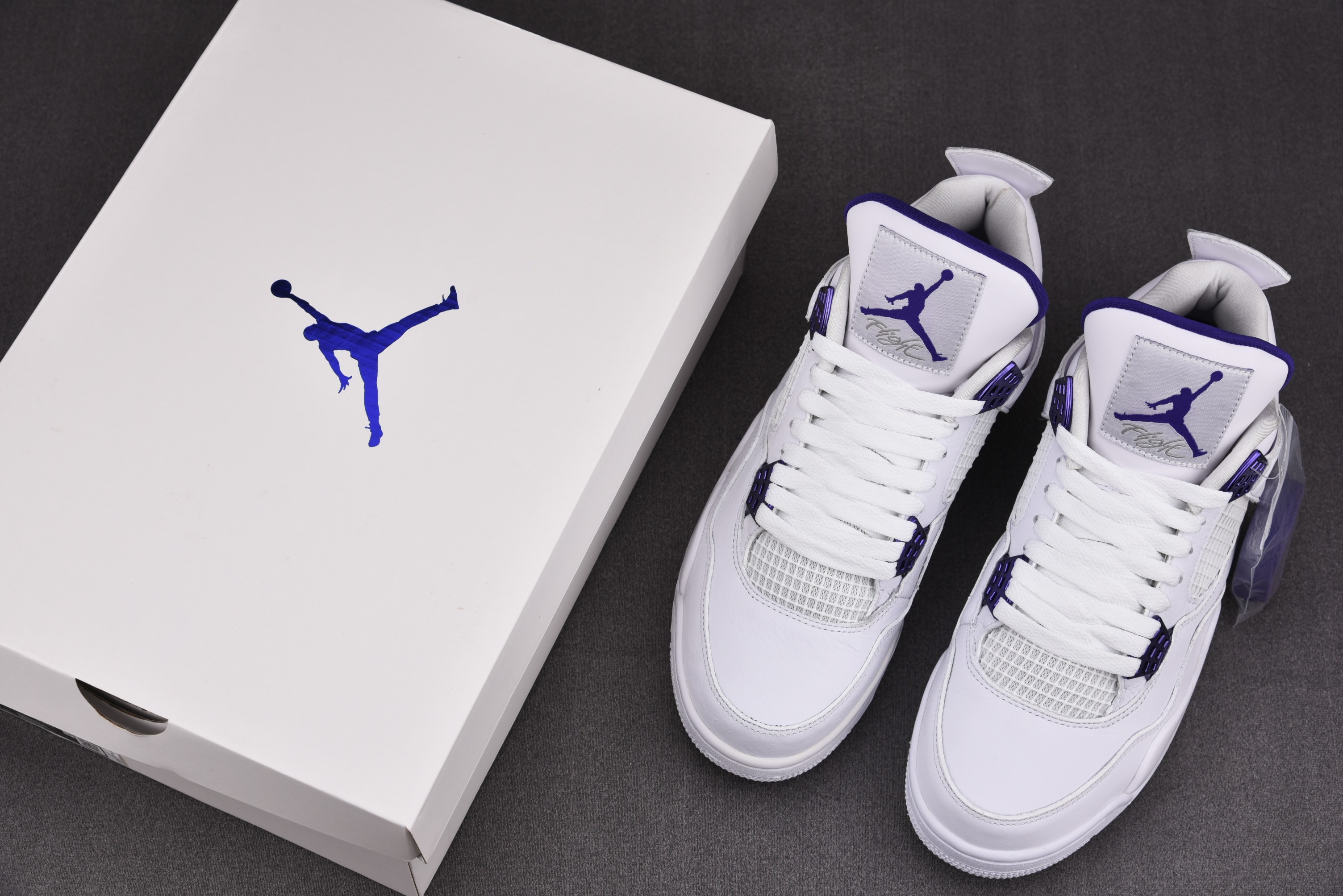 Jordan 4 Retro Metallic Purple
