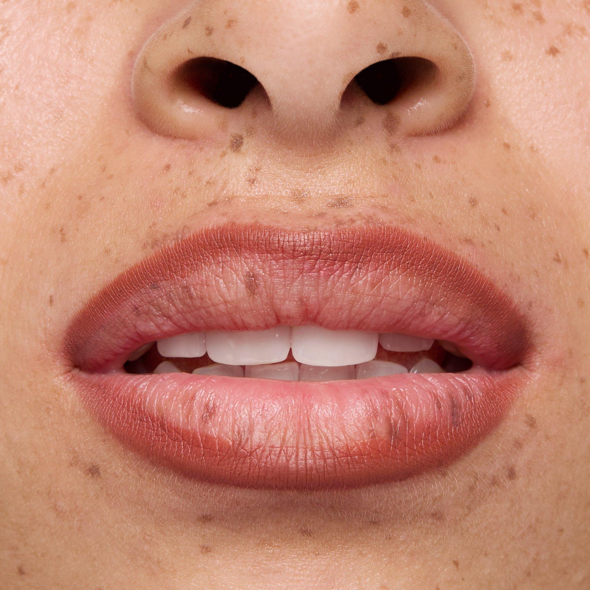 8h MATTE comfort lipliner