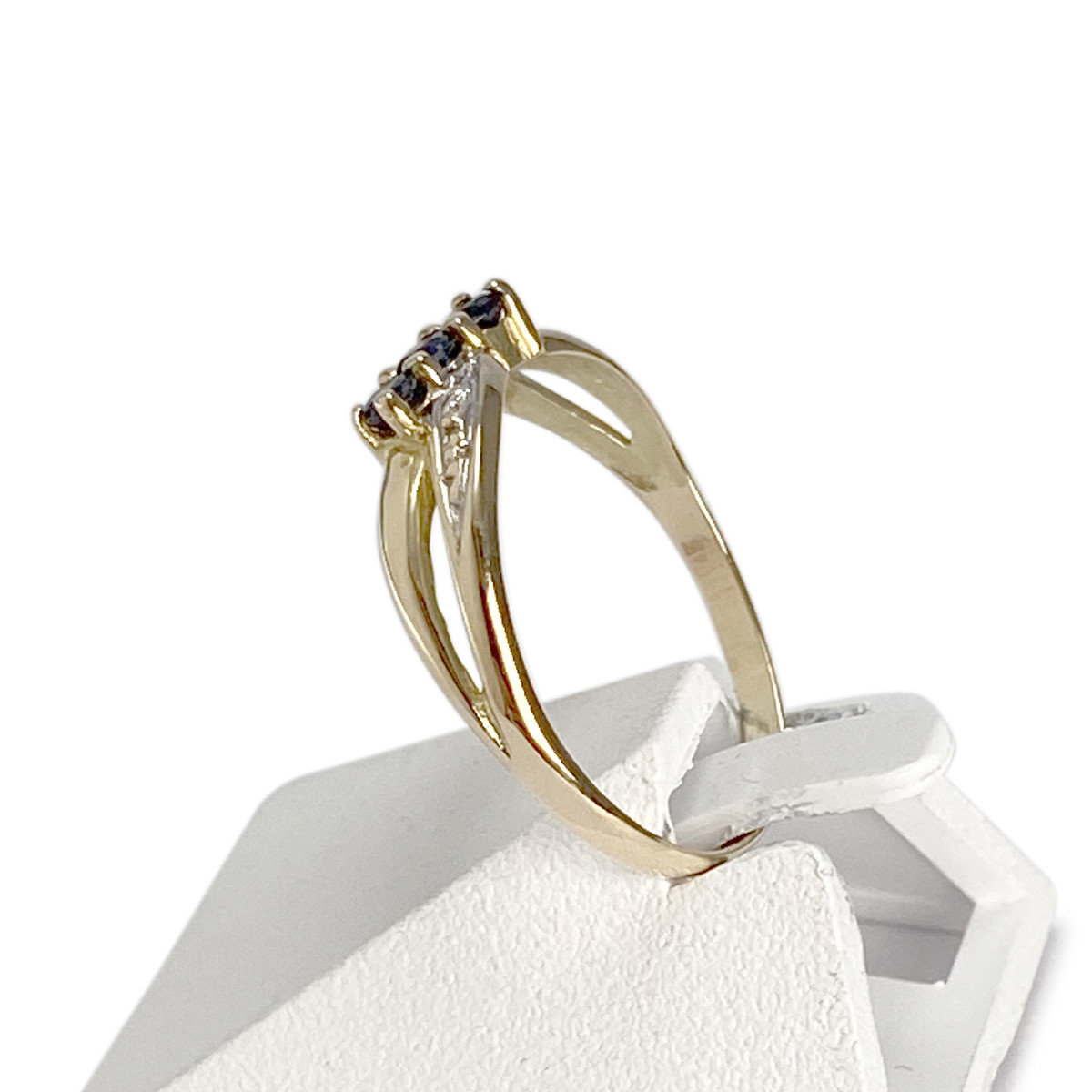 Bague d'occasion or 750 jaune et rhodié saphirs