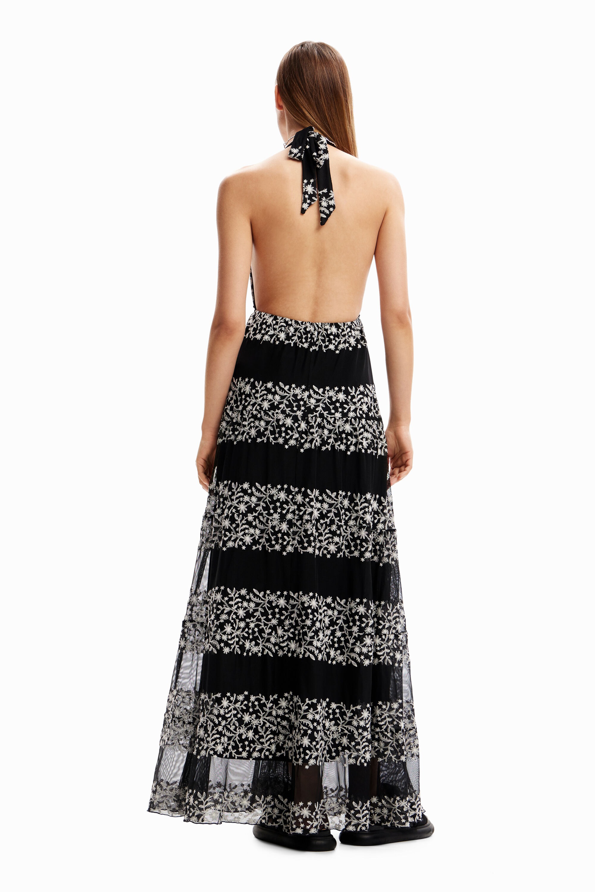 Robe longue broderies