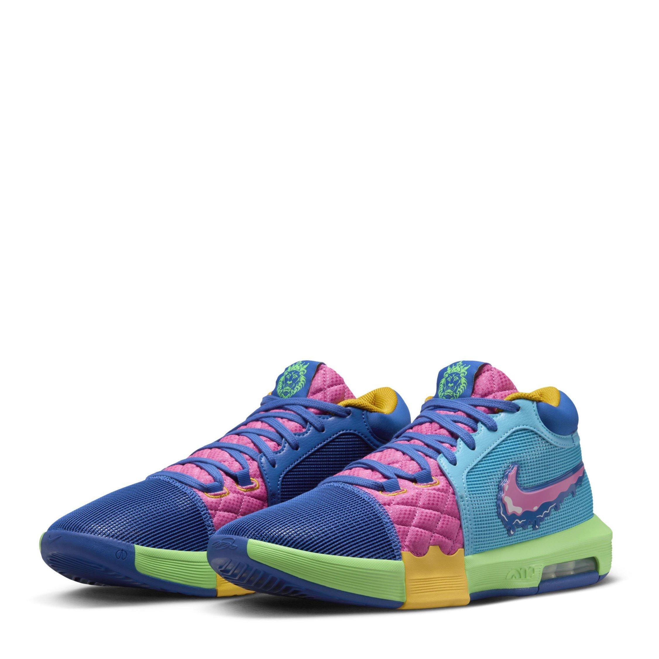 Nike LeBron Witness VIII Basketball Shoes