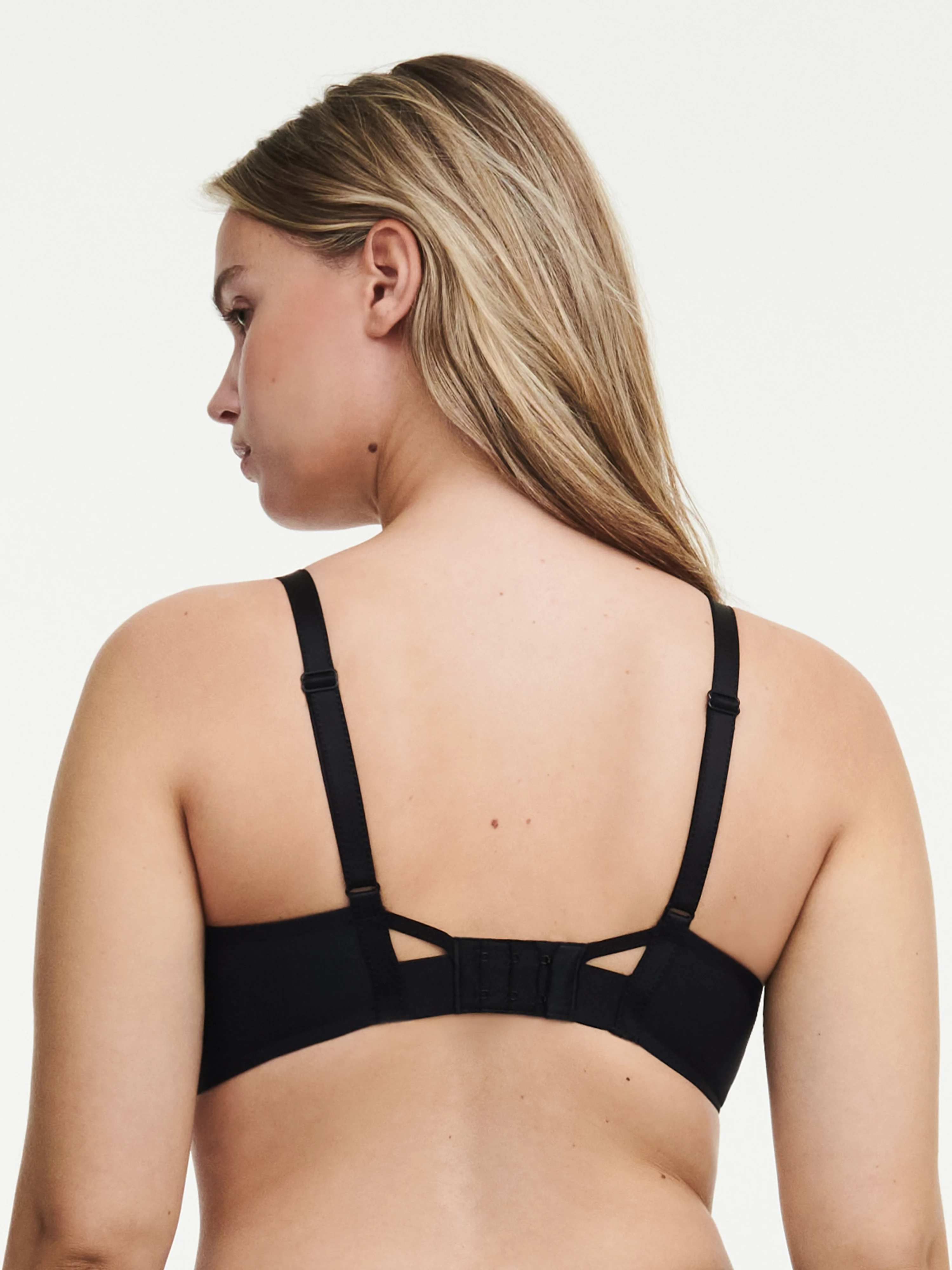 PLAY - Soutien-gorge emboîtant en dentelle | Noir