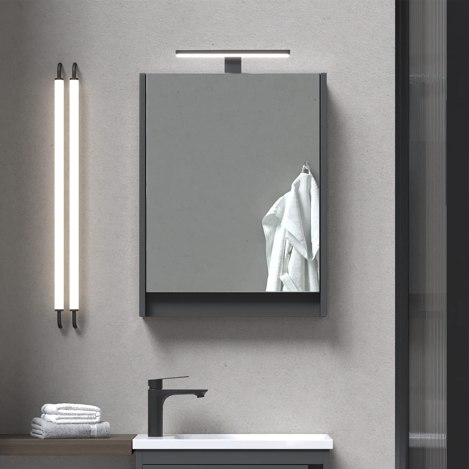 Planetmöbel Spiegelschrank Bad mit Beleuchtung 50 x 65 x 11,4 cm, grau matt, Badezimmerschrank mit Spiegel und LED Aufbauleuchte