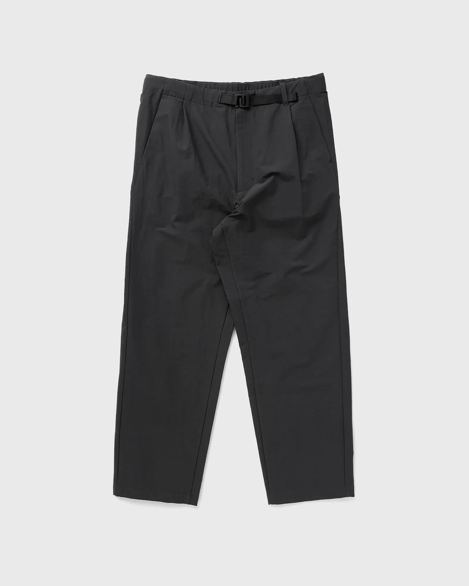 Goldwin One Tuck Tapered Ankle Pants
