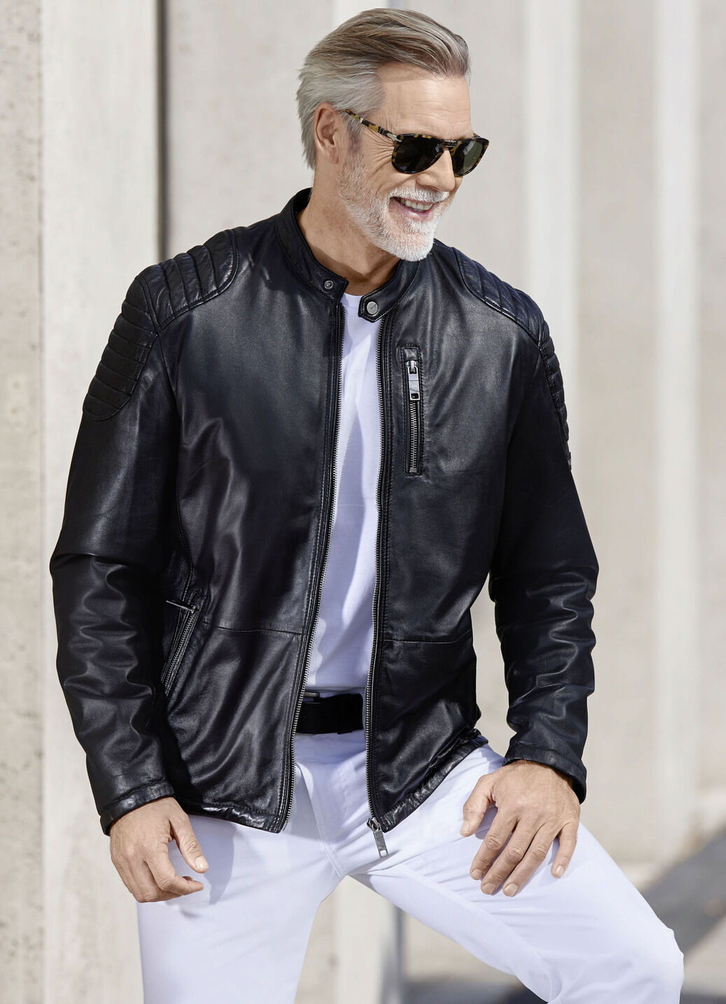 Lederkurzjacke mit Ziersteppung
