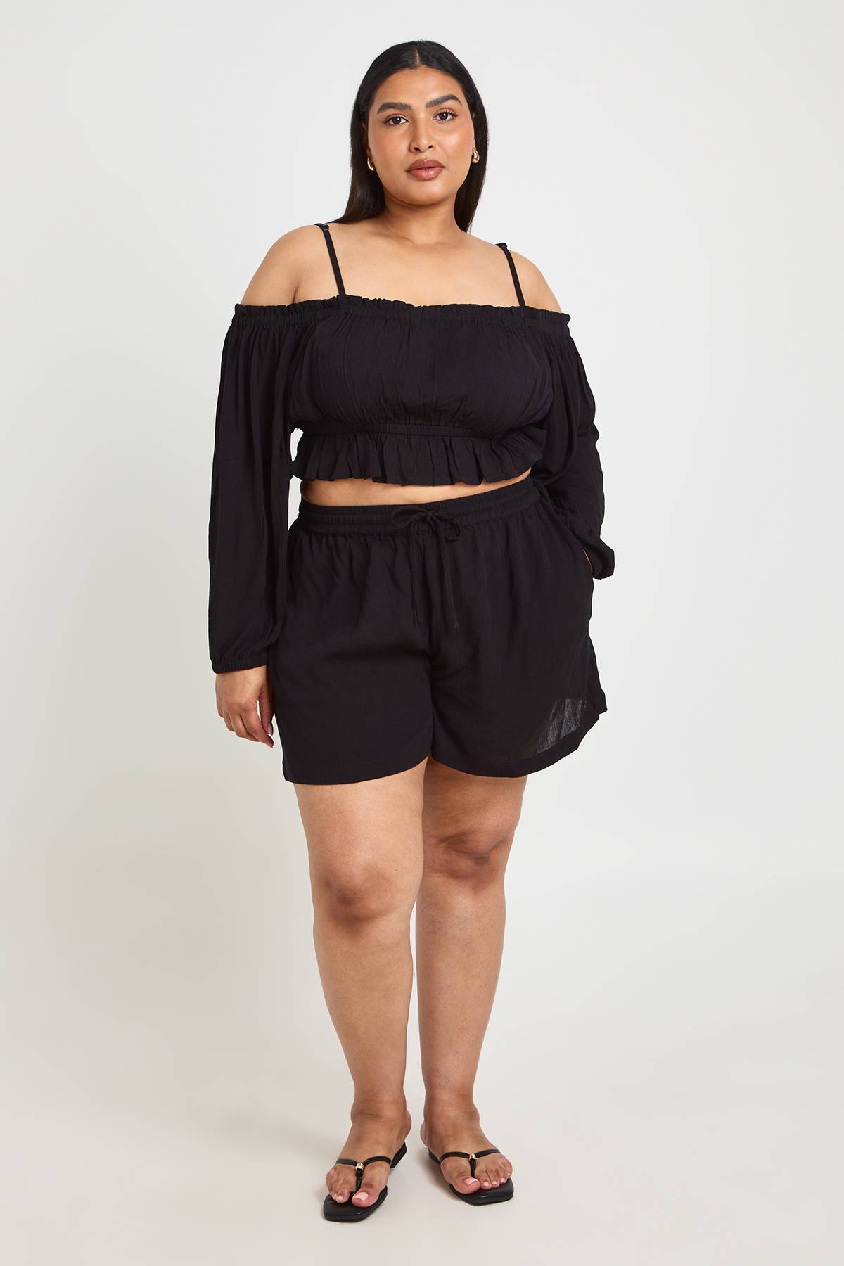 boohoo Haut Bardot Texturé Grande Taille Pour La Plage