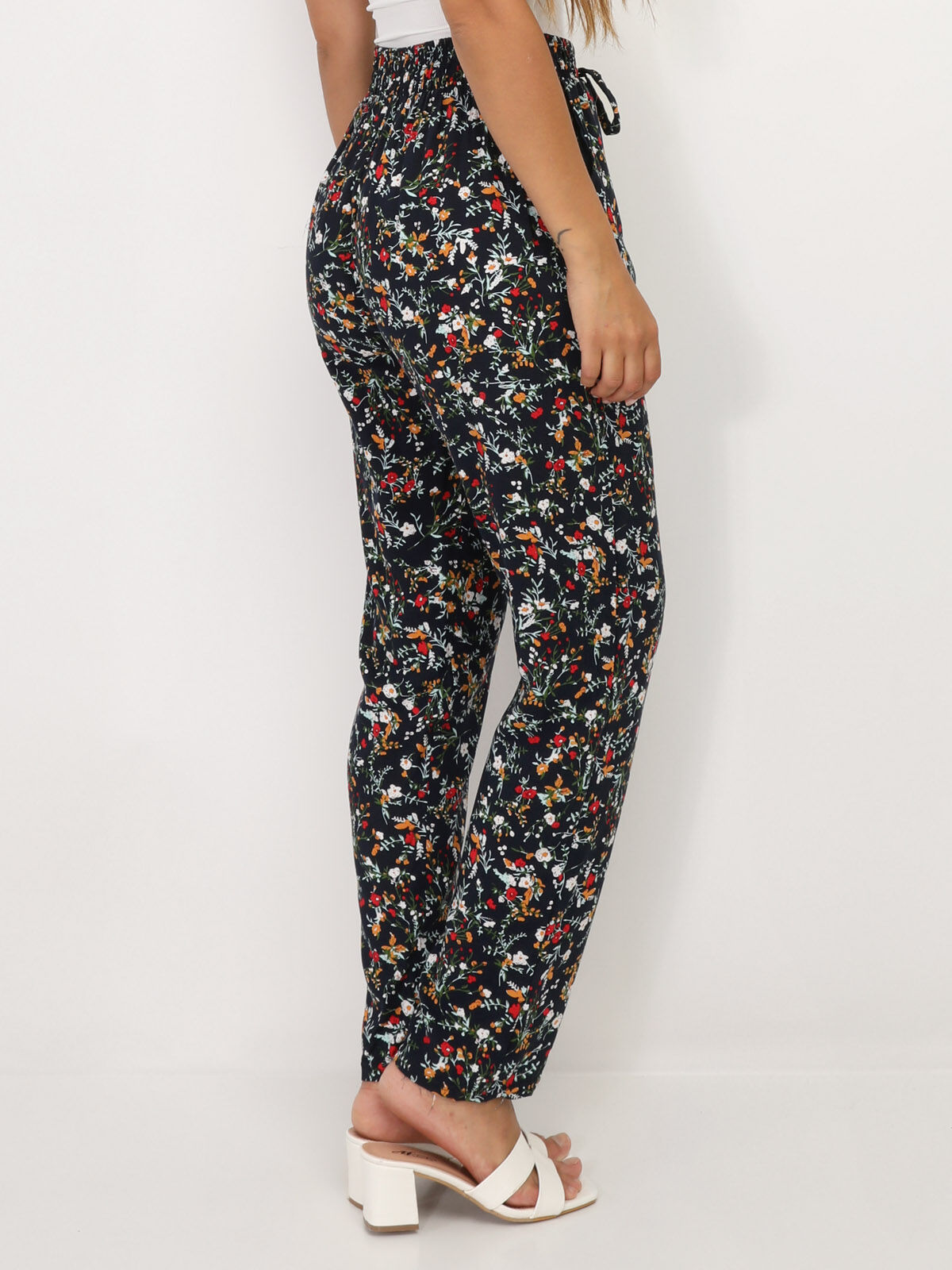 Pantalon léger à motif fleurs- Noir