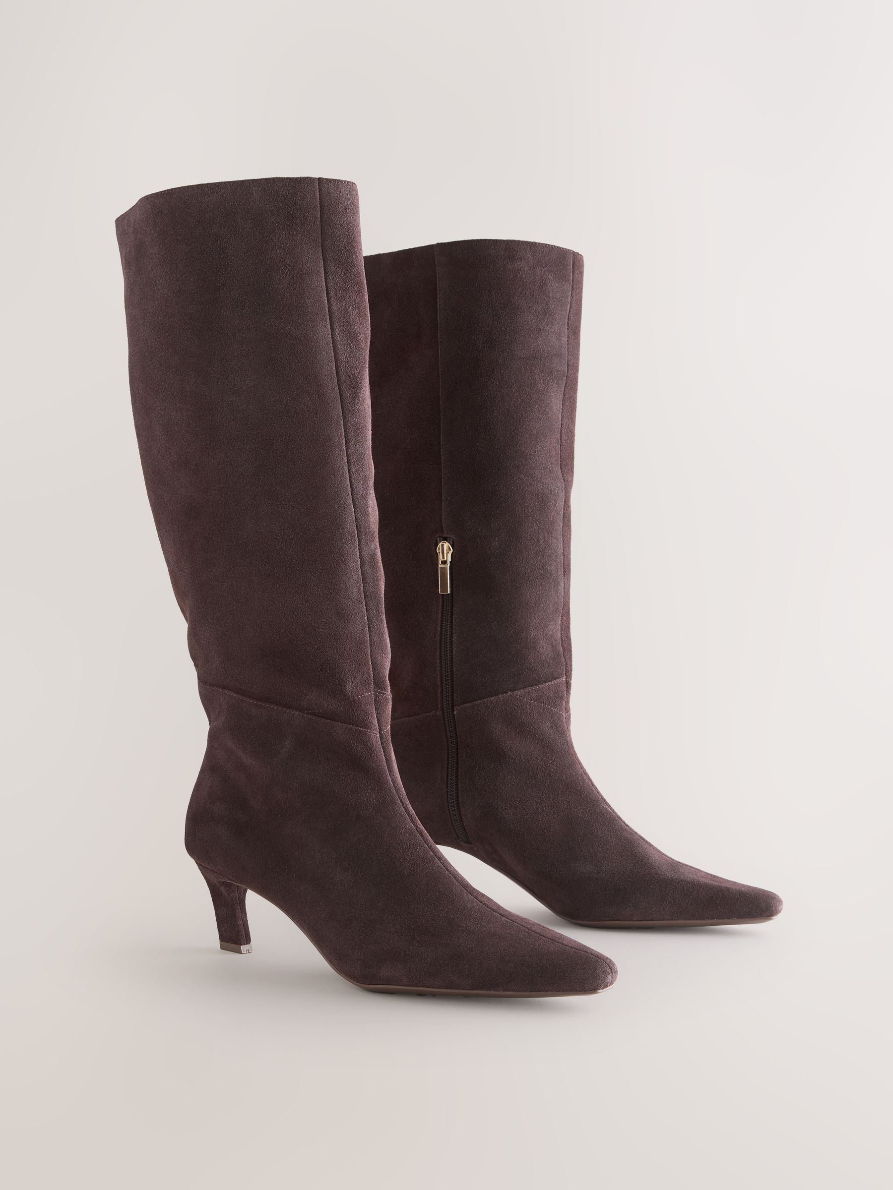Chocoladebruin suède - Forever Comfort® Knee High Chisel Toe Heeled Boots