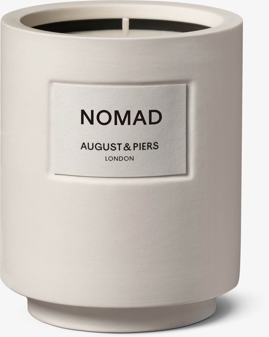 gebroken wit august & piers geurkaarsen nomad 340gr - scented candle
