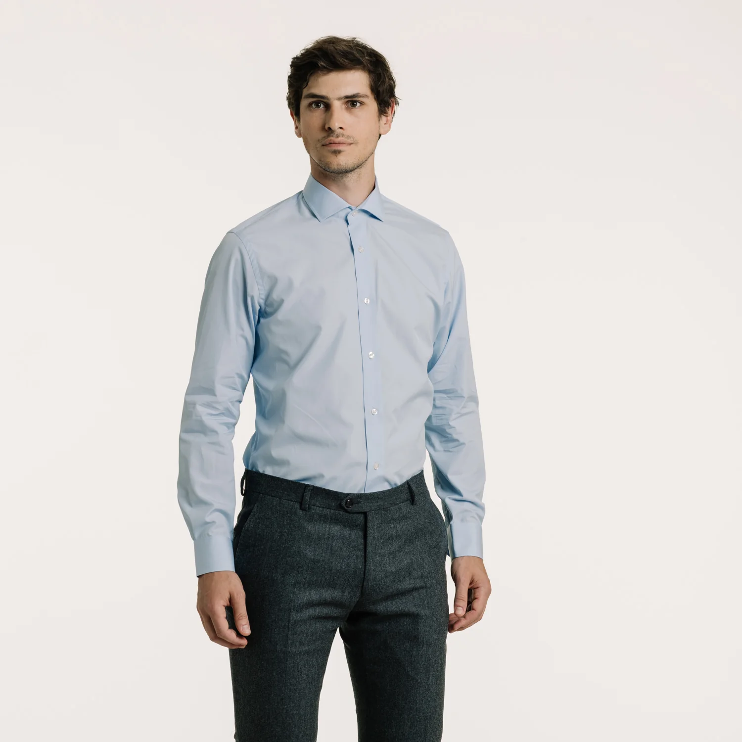 Fitted shirt in blue double-twisted poplin