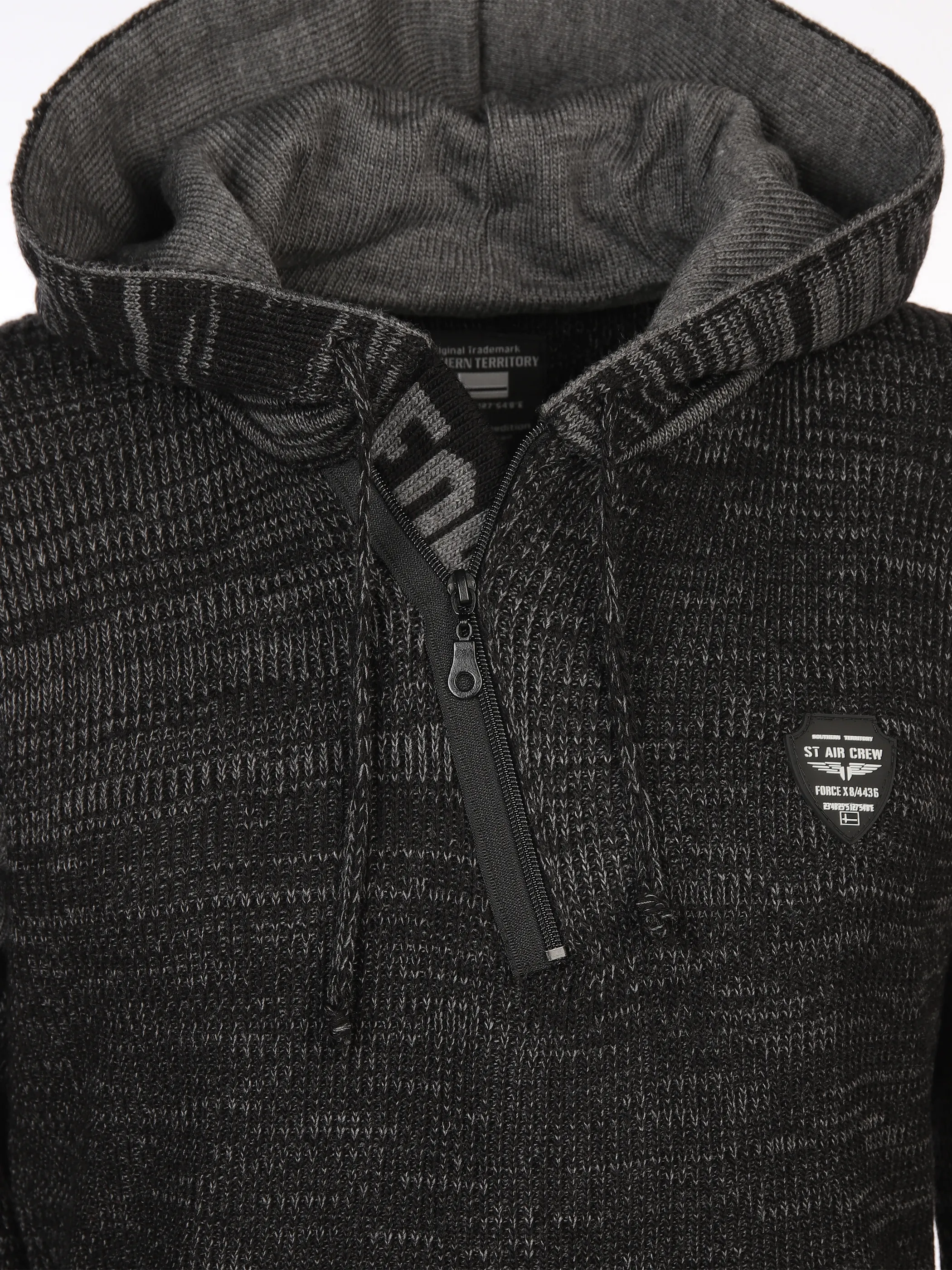 Herren Kapuzenpullover in Strickware