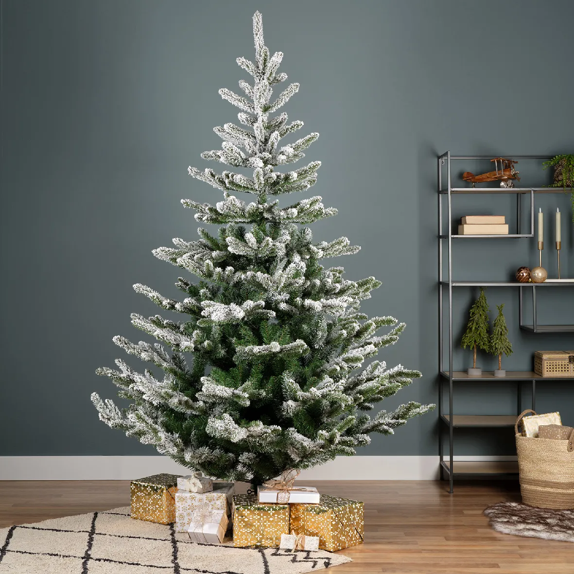 Casa Christmas Liberty Spruce Kunstigt Juletræ m. sne