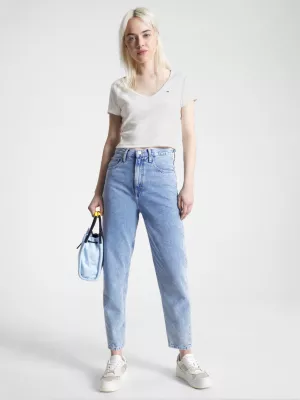 Camiseta cropped canelada essencial com decote em V