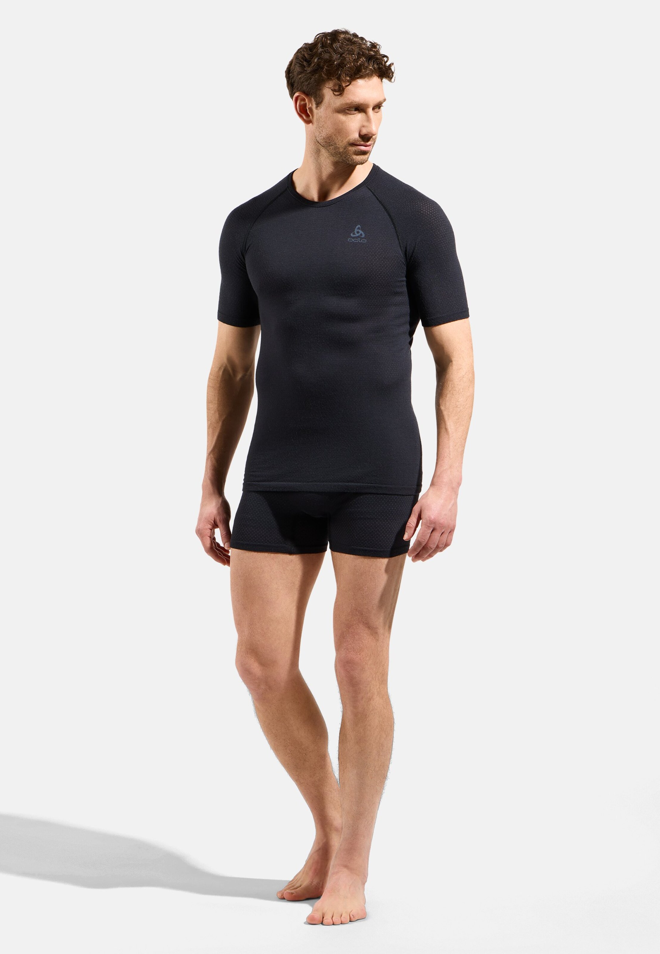 Performance Wool 140 Base Layer T-shirt in black
