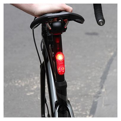 Éclairage Arrière Cateye Sync Kinetic Noir