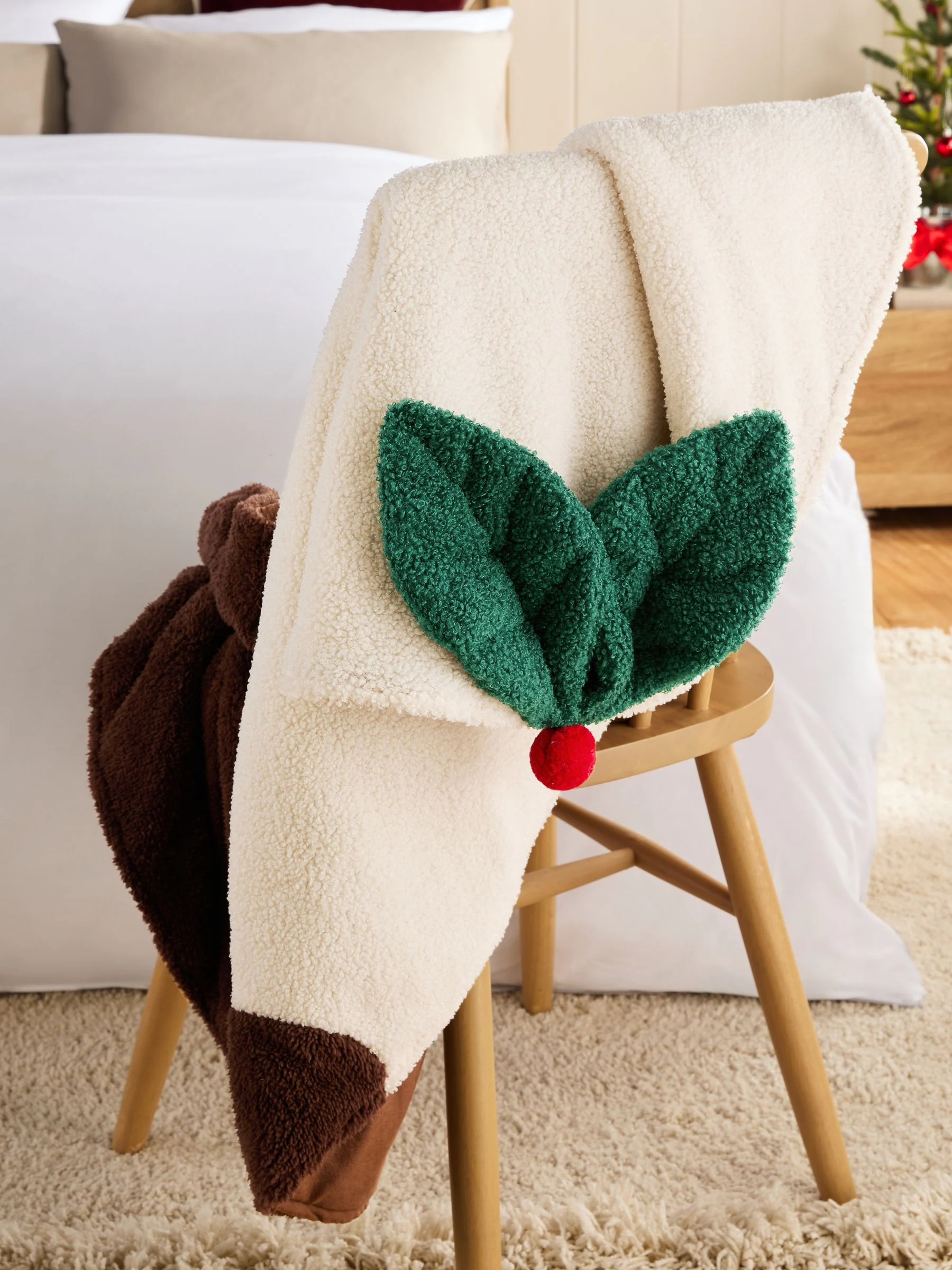 Christmas Pudding Shaped Throw