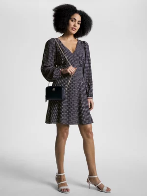 Vestido curto com decote em V e estampa de bolinhas