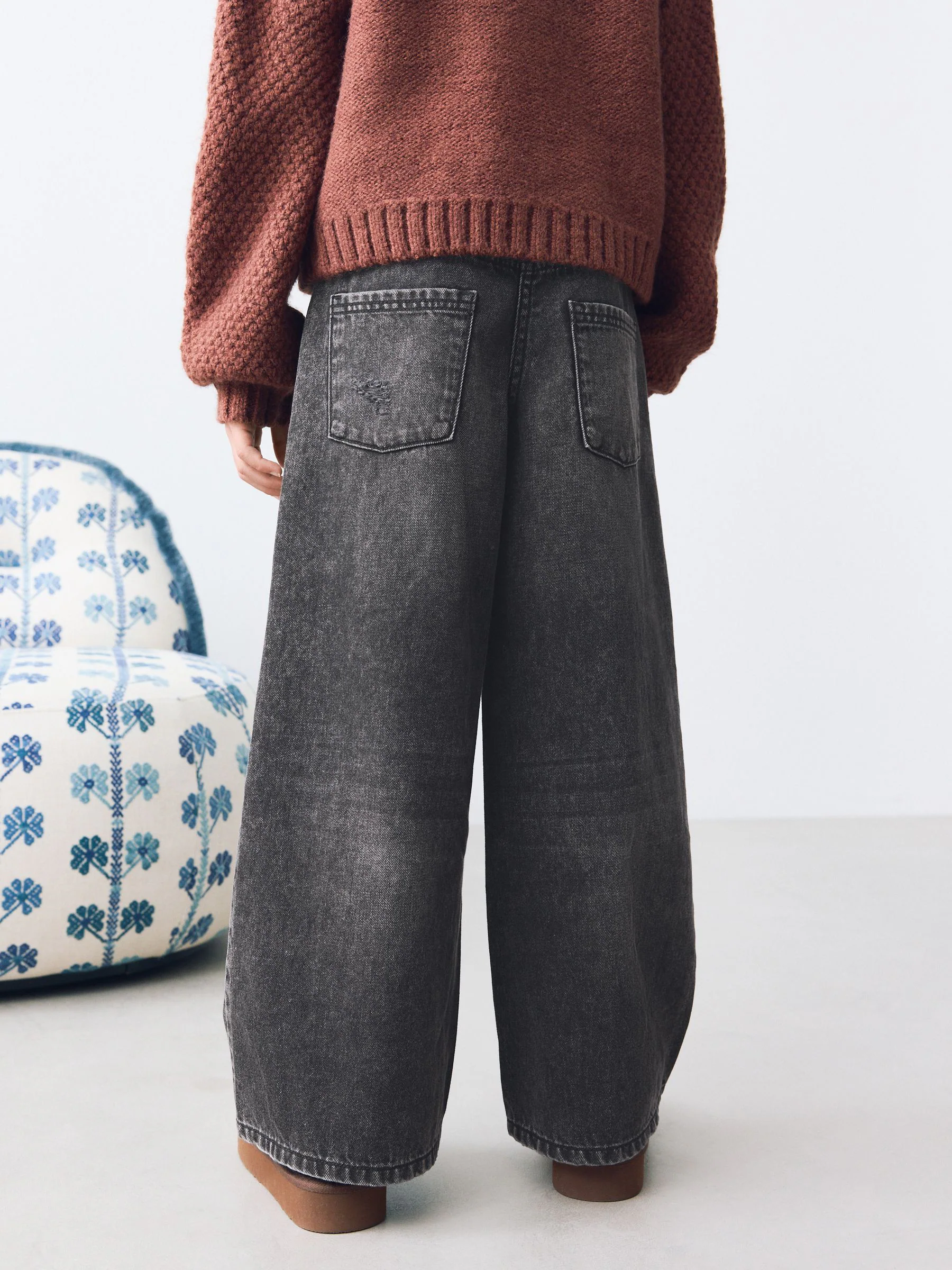 Zwarte wassing - Jeans met extra wijde pijpen (3-16jr)