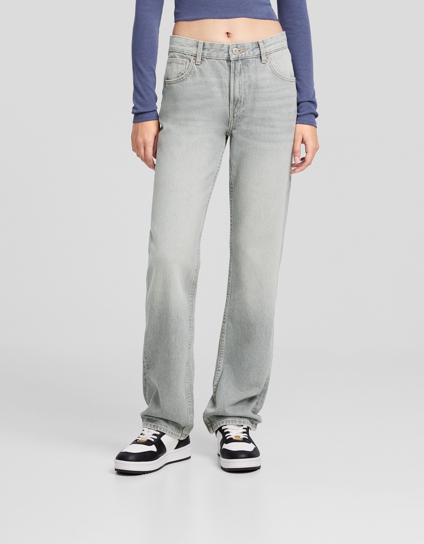 calça jeans de corte reto
