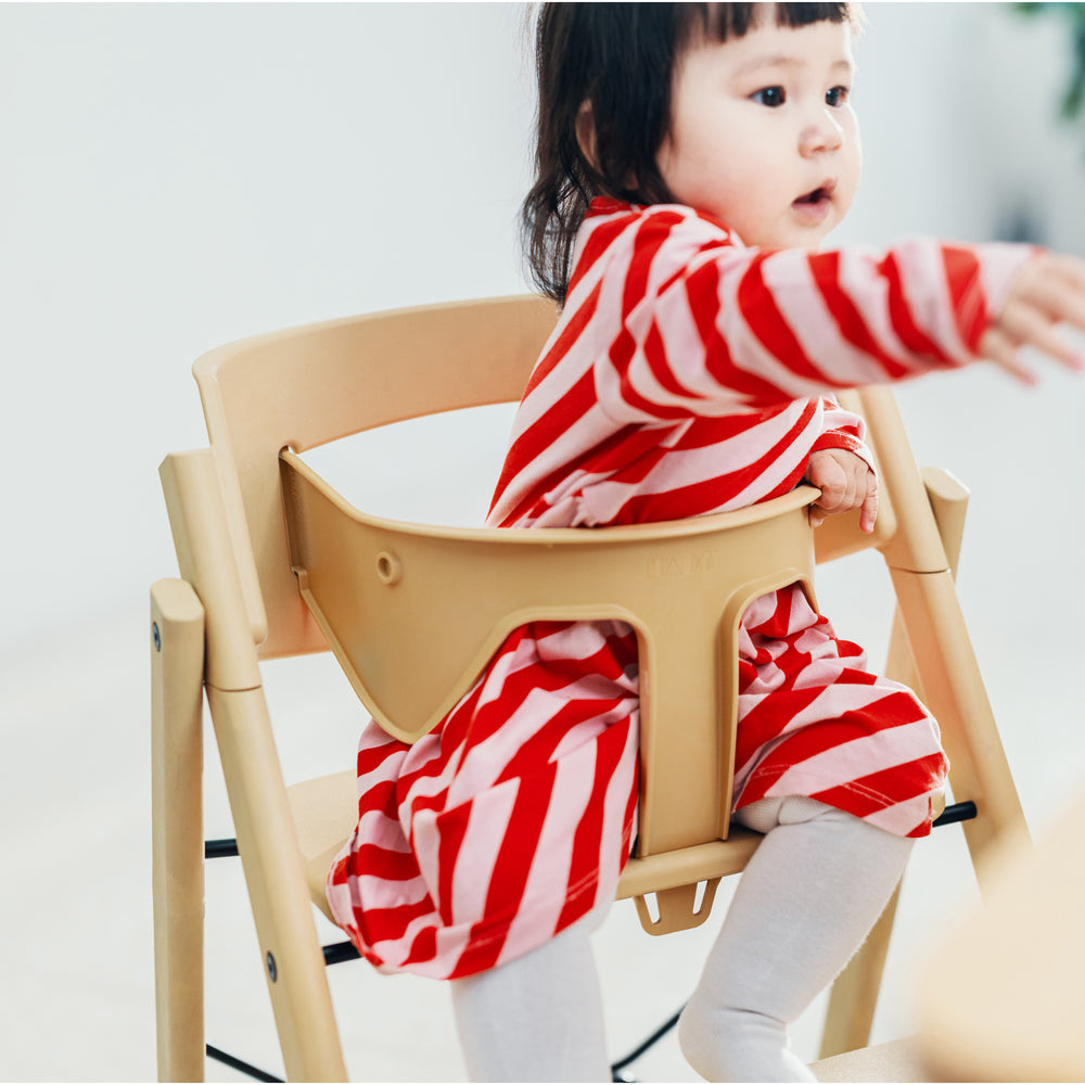 Køb KAOS Desert Sand Klapp Højstol Recycled Med KLAPP® Sikkerhedsbøjle Og Bakke Bundle