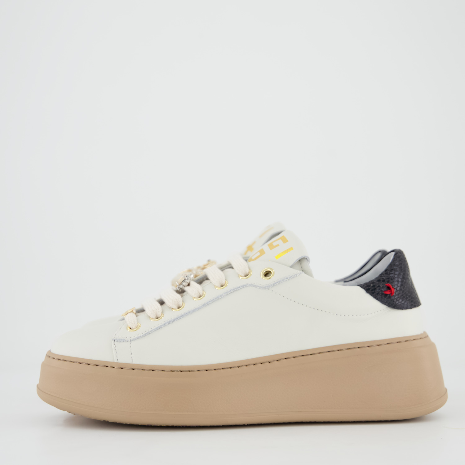 GIO+ Sneaker