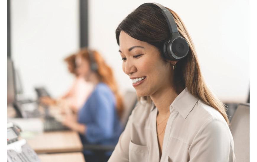 Headset 730 Duo Carbon, USB-A, inkl. Ladestation<br>Premium Bluetooth-Headset für im Geschäft, im Büro und unterwegs