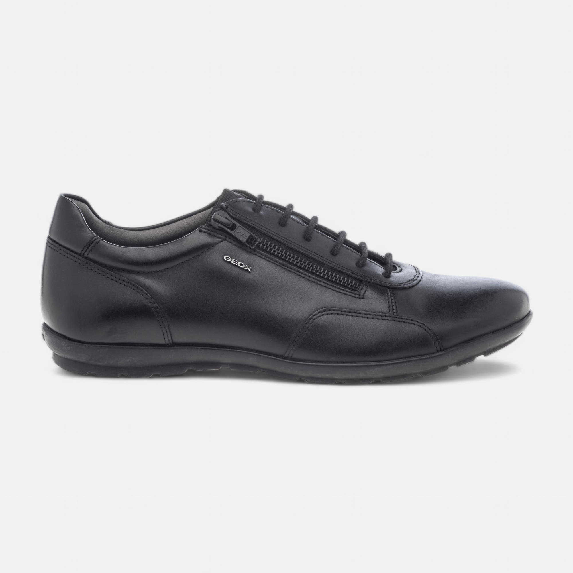 Baskets basses Homme en cuir noir