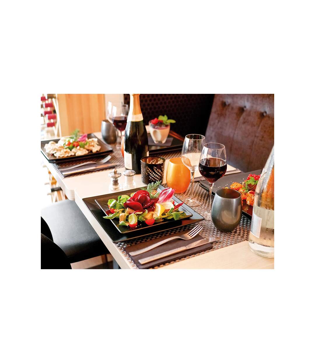 Menu gastronomique 3 plats boissons comprises à Paris pour 2 personnes - SMARTBOX - Coffret Cadeau Gastronomie