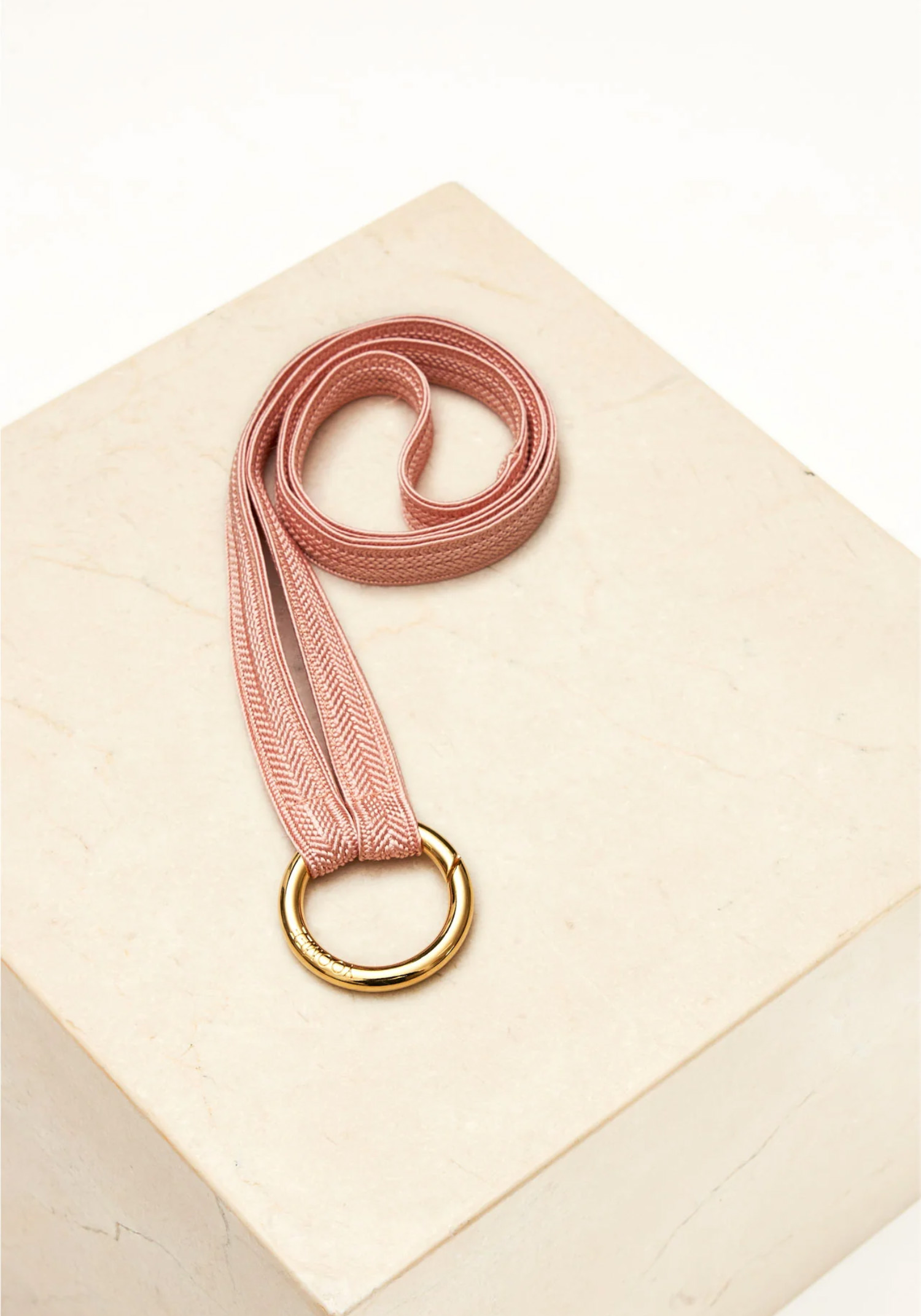 YOOMEE Schlüsselband Keychain Zahra Salmon Gold