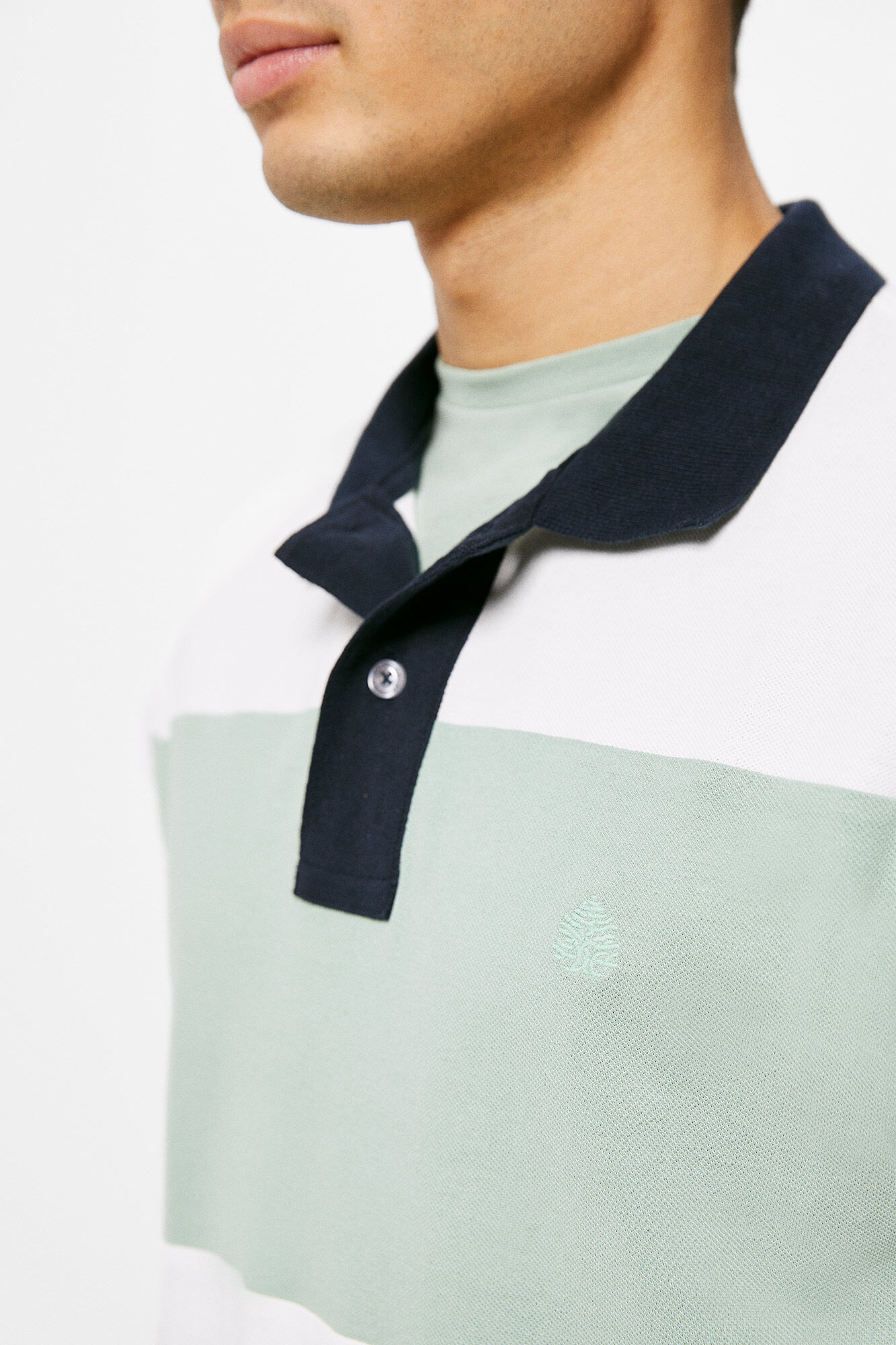 Polo piqué color block - azul escuro