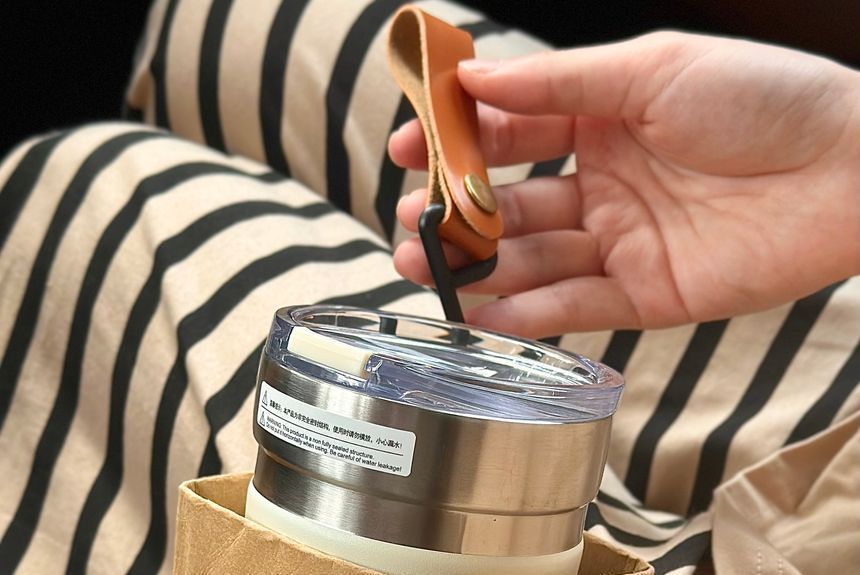Intimo - Set: Kraftpapier organizer + kunstleren autoventilatiehaak