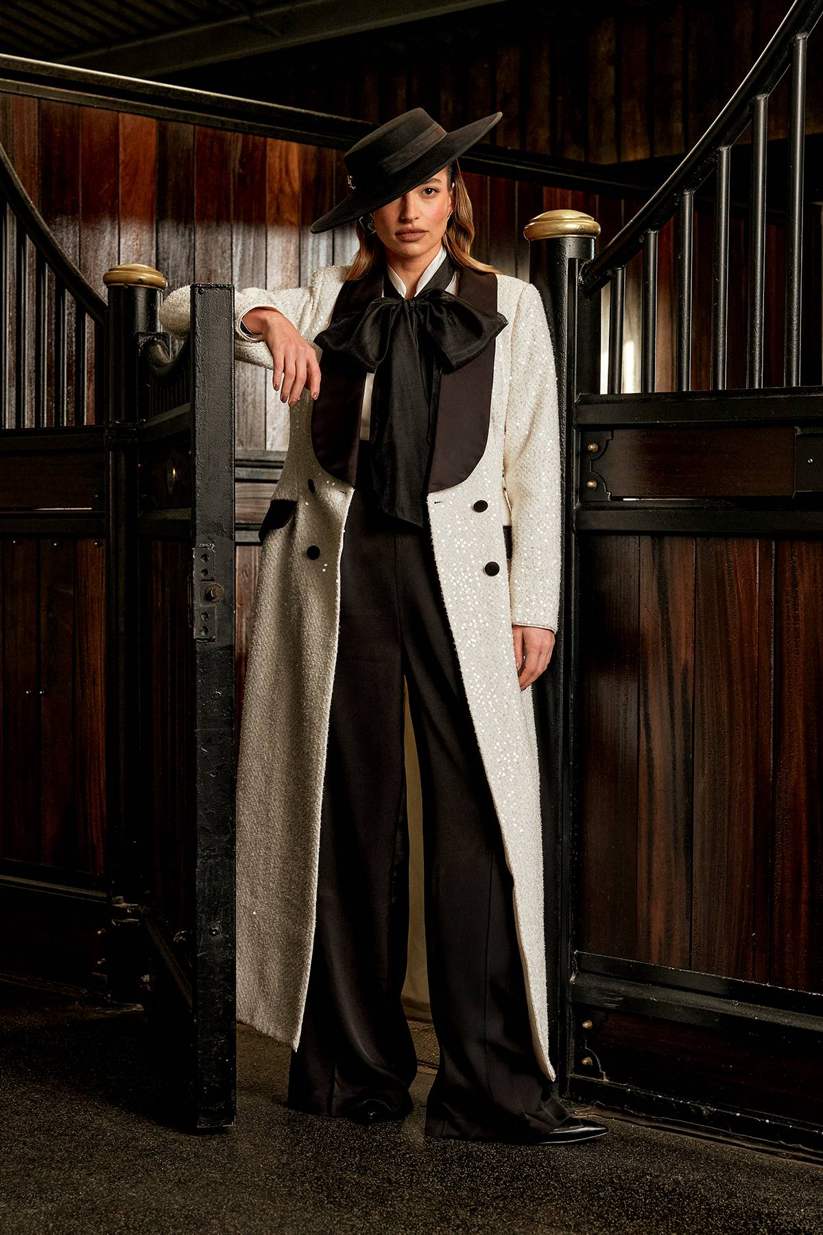 Coast Manteau Maxi en Tweed à Sequins Croisé Lisa Tan