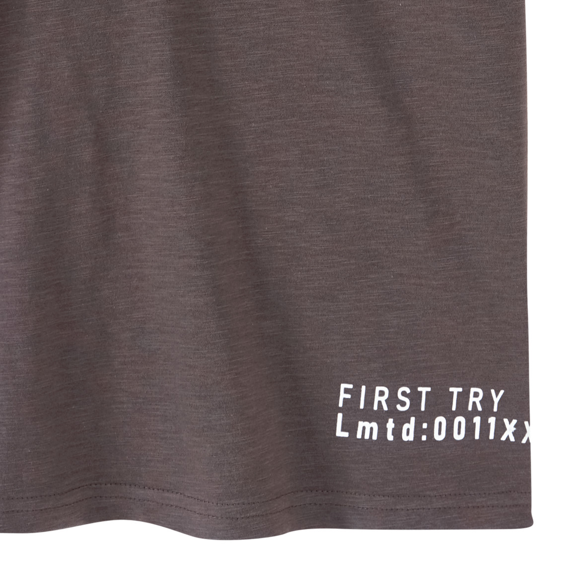 Yigga Jungen T-Shirt mit gummiertem Schriftzug dunkelgrau