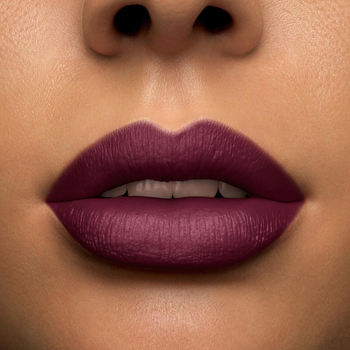 LANCÔME L'Absolu Rouge Drama Matte Rouge à Lèvres Mat Poudré – Tenue &  Confort Longue Durée