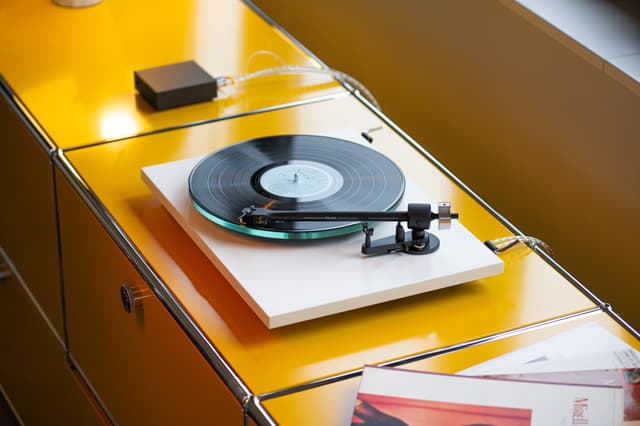 Pro-Ject T2 Super Phono Rainier Valnød