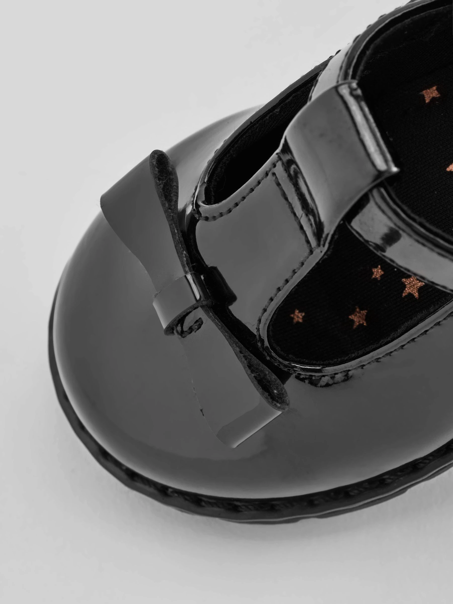 Zwart lak - Junior schoolschoenen met T-bandje en strik