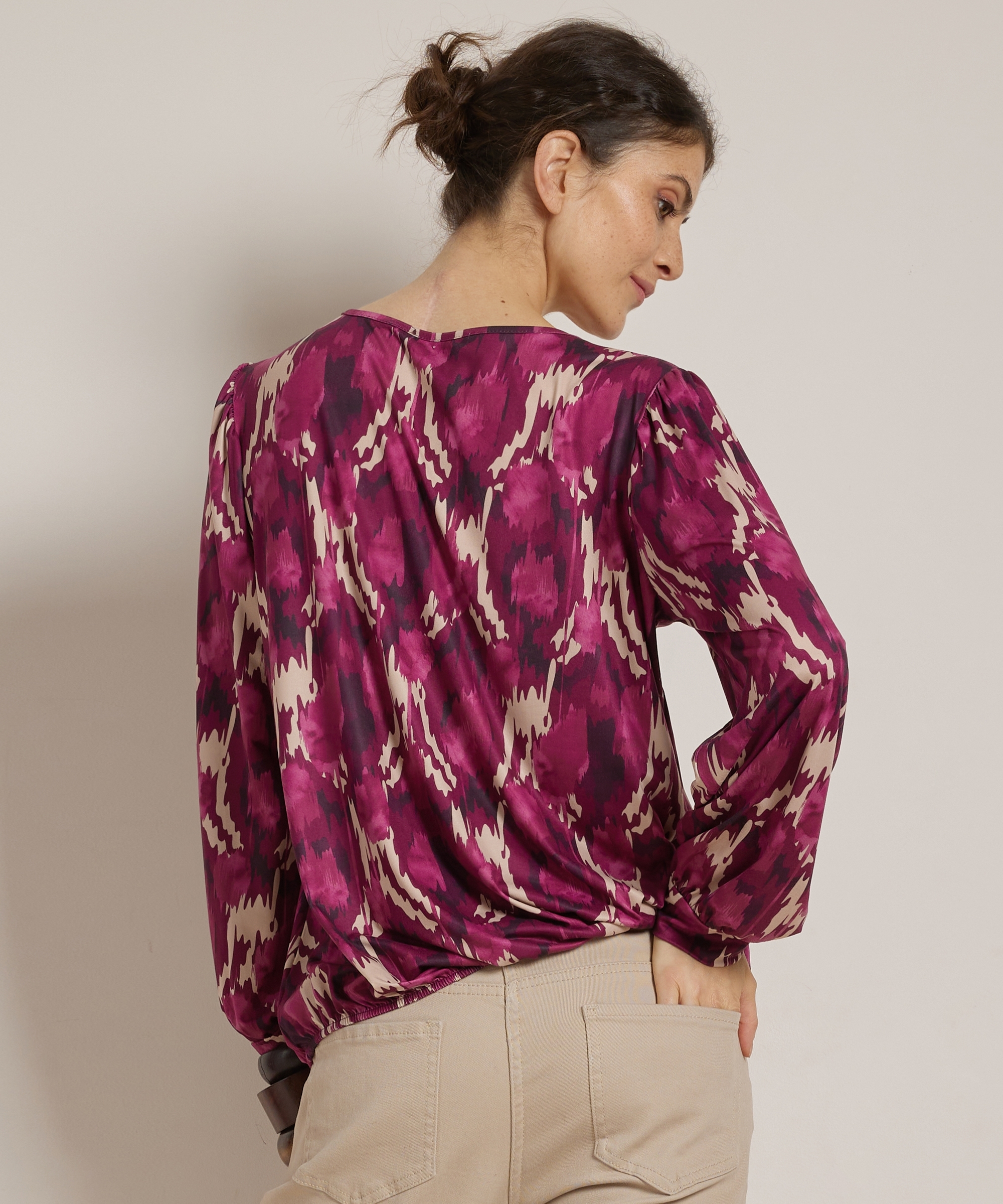 v-hals top met print