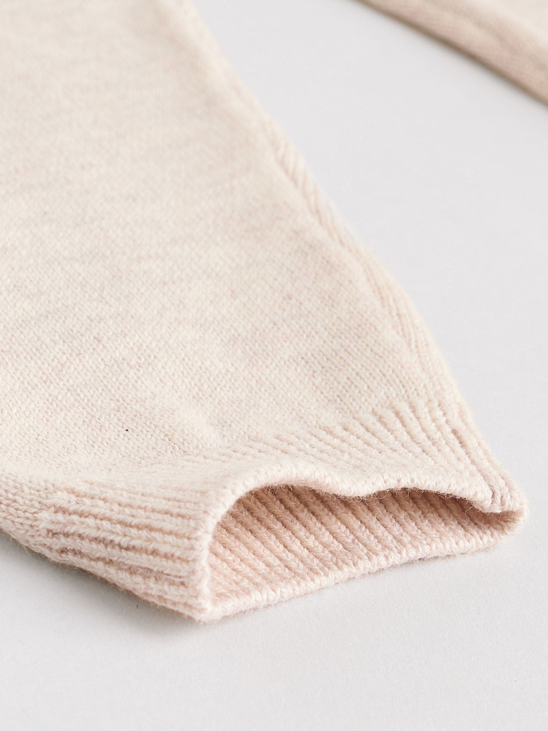 Natuurlijk - Gebreide babytrui en Leggingsset (0-12mnd)